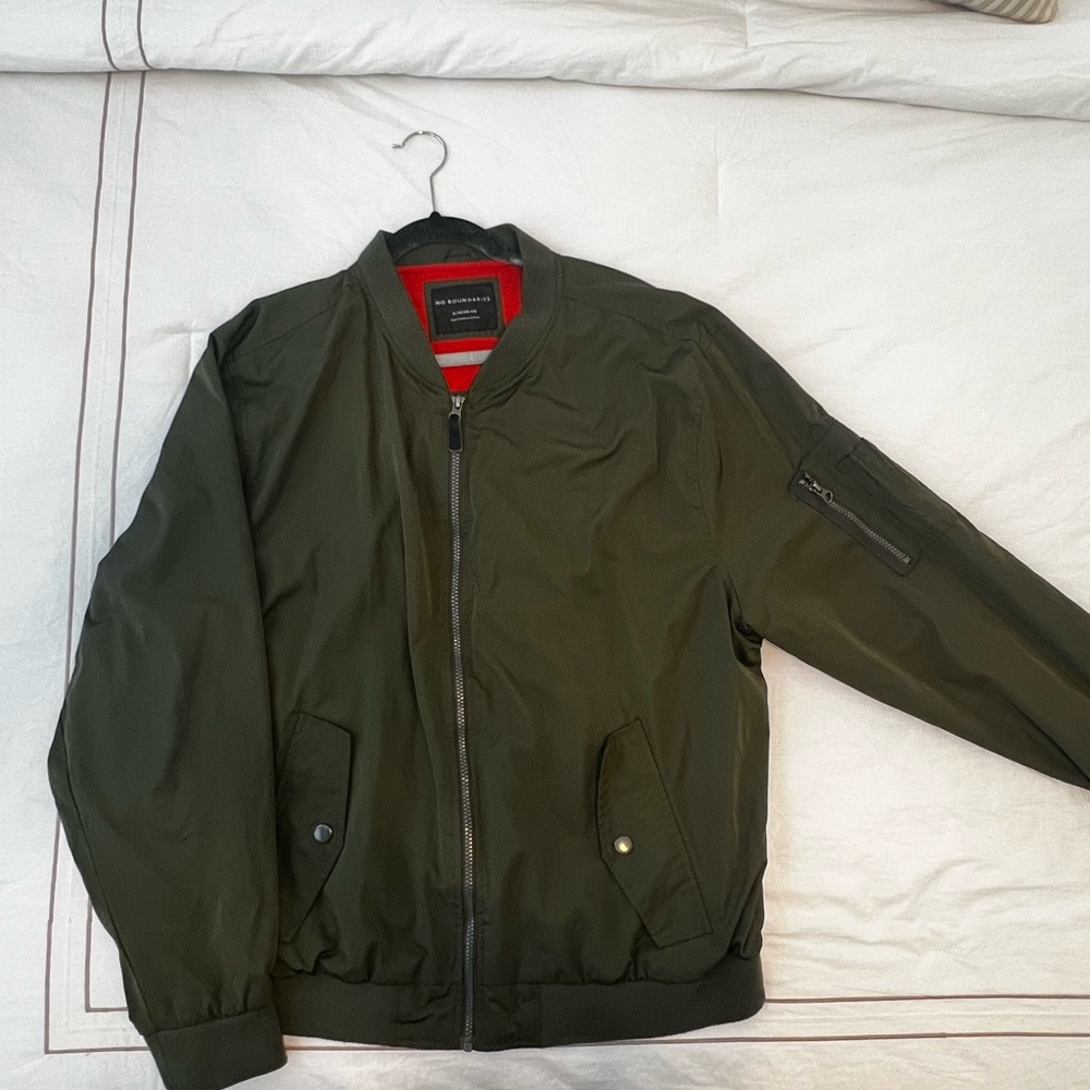 Men’s bomber jacket size XL